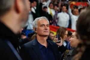 Моуринью о шутке Гвардиолы: я завоевал три титула АПЛ, но выиграл честно и чисто