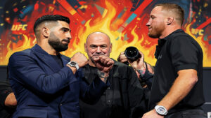 UFC Freedom 250 за пять недель: 14 бойцов на пресс-конференции и один выброшенный за дверь