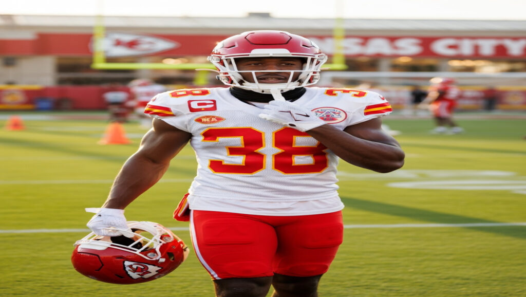 Снид едет в Канзас-Сити: Chiefs готовы вернуть бывшего углового