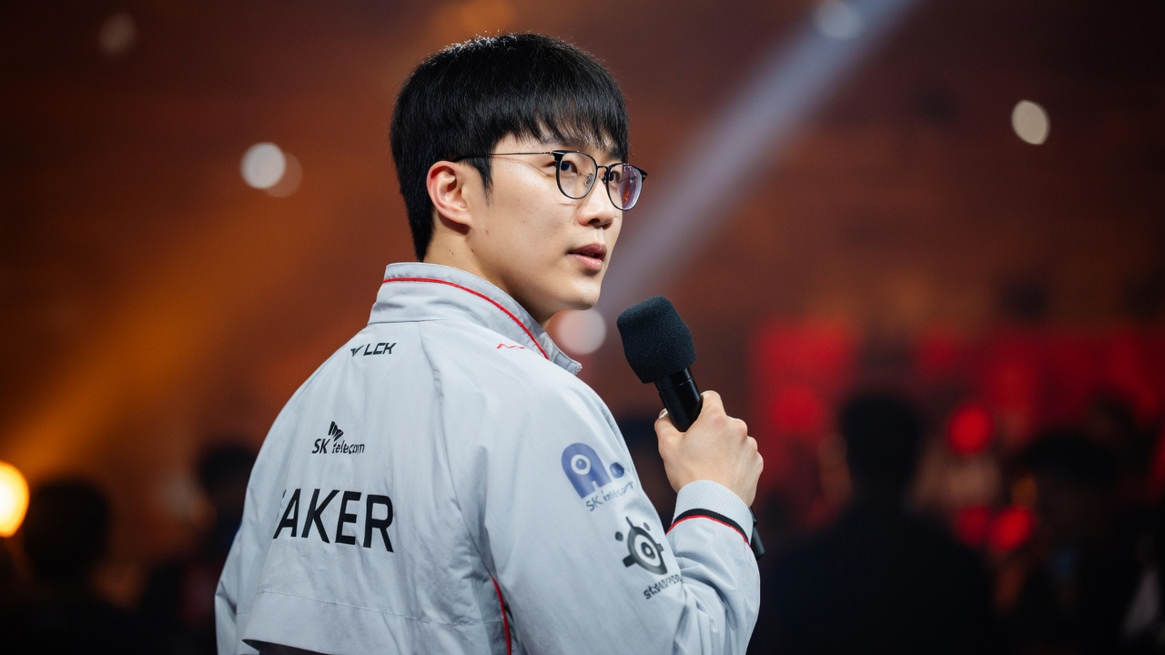 Faker на Esports World Cup рассказал о книгах, League Classic и пределах таланта