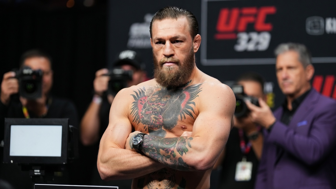 МакГрегор возвращается: UFC 329 взвешивает 28 бойцов в Лас-Вегасе